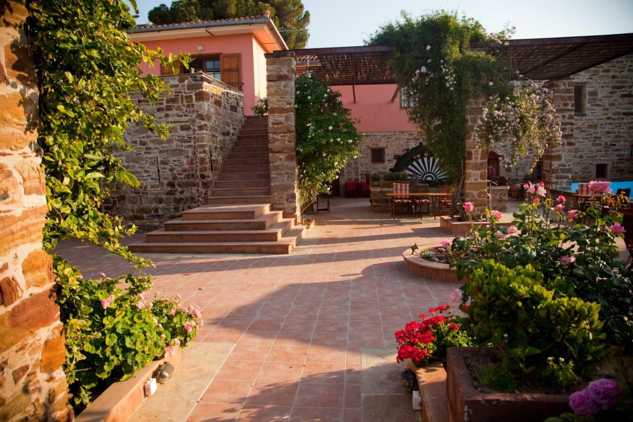 Mouzaliko Guesthouse Mansion Kampochora  Extérieur photo