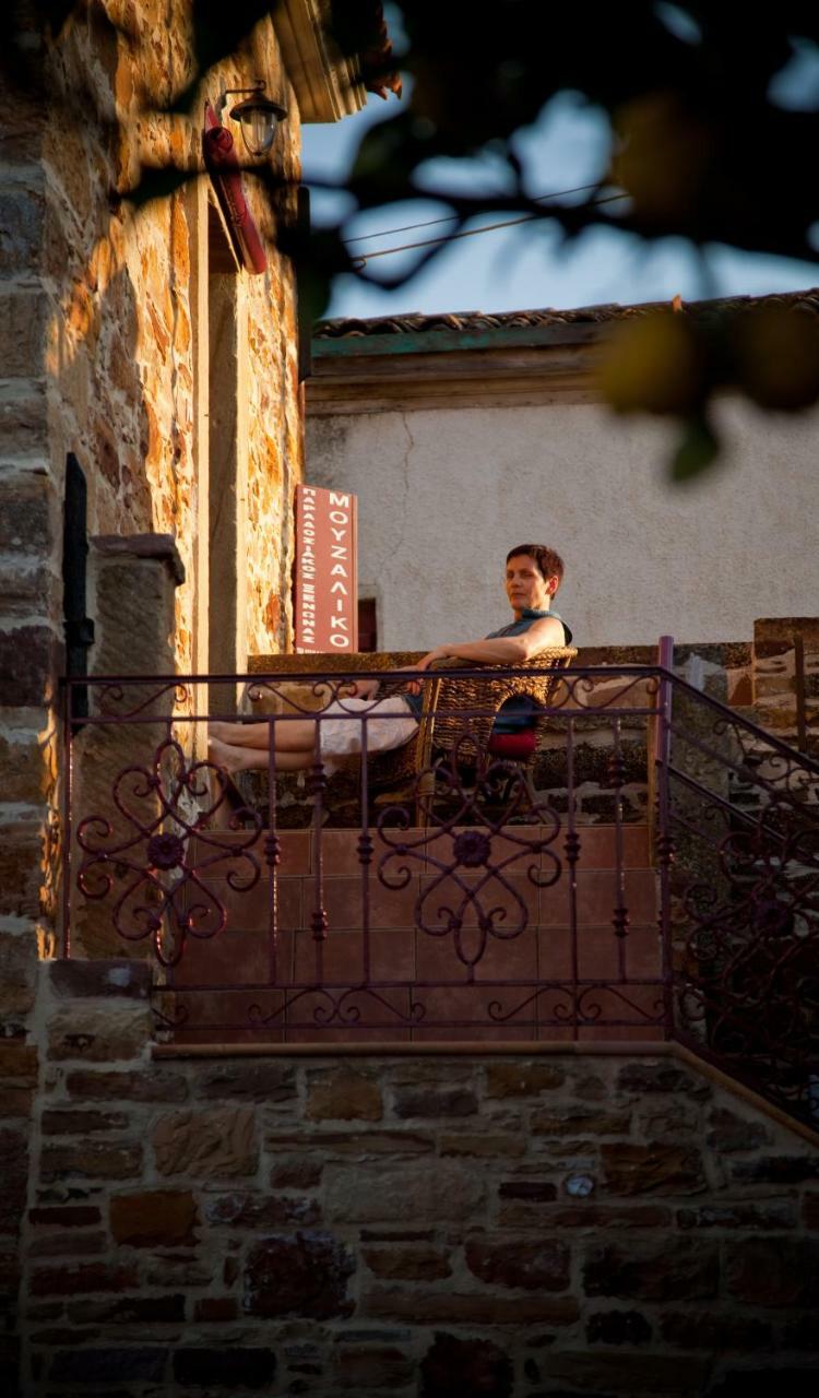 Mouzaliko Guesthouse Mansion Kampochora  Extérieur photo